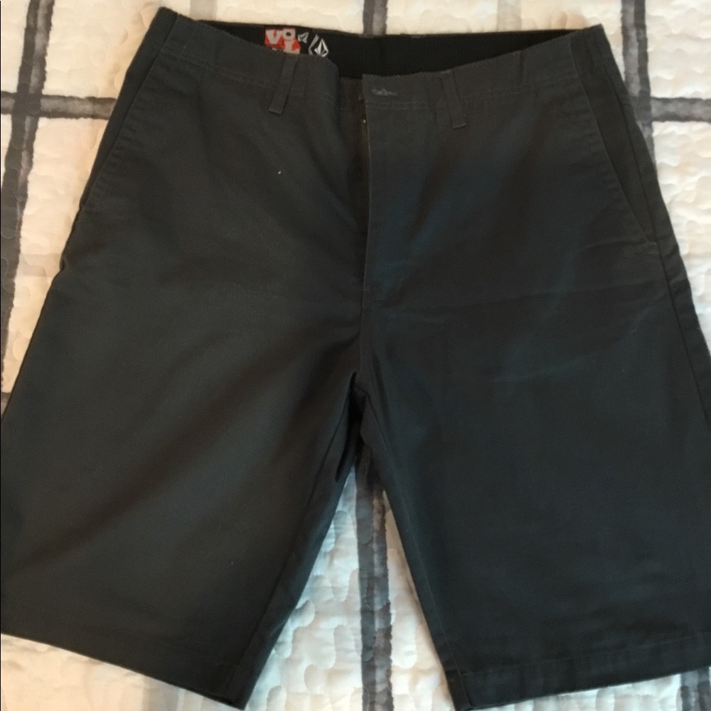 Volcom shorts 36
